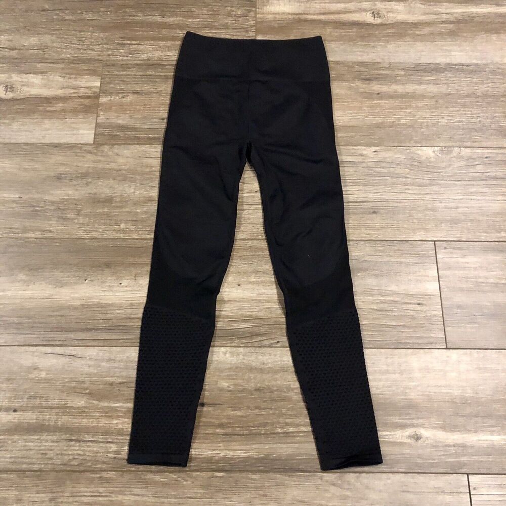 Fabletics Leggings XS 2 - 4 Black Seamless High Waisted Mesh Leggings - Picture 10 of 12